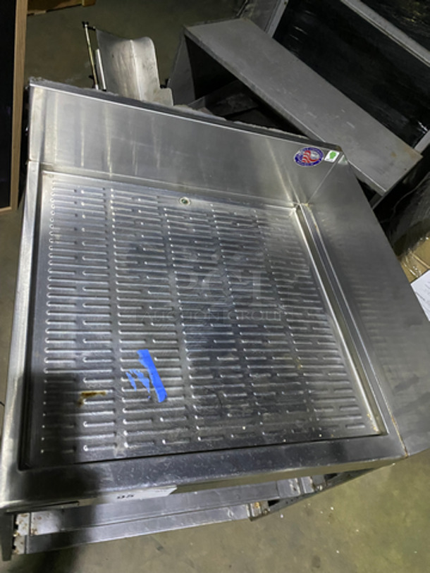 Perlick Under The Counter Drainboard! With Back And Side (1) Splashes! With Under Shelves! All Stainless Steel! On Legs! - Image 5 of 7