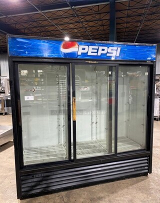 True Commercial 3 Door Reach In Cooler Merchandiser! With View Through Doors! Poly Coated Racks! Model: GDM69 SN: 14406957 115V 1PH 