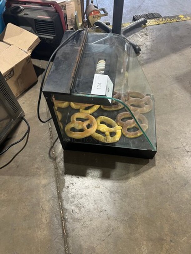 Wisco Commercial Countertop Pretzel Display Merchandiser! Model: JJ304 SN: 00297 120V - Image 2 of 7