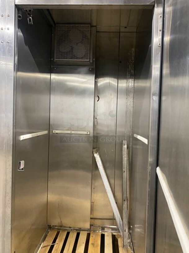 NICE! LBC Commercial Electric Powered Single Door Roll In Rack Proofer/ Warmer Holder/ Hot Food Storage! Solid Stainless Steel! WORKING WHEN REMOVED! Model: LRP1 SN: S55975 208/240V 60HZ 1/3 Phase - Image 5 of 9