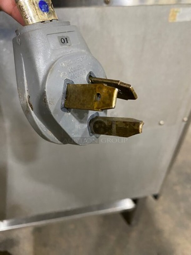 Turbo Fan Commercial Electric Powered Double Deck Convection Oven! With Metal Oven Racks! All Stainless Steel! On Legs! 2x Your Bid Makes One Unit! Model: E32D5 SN: 786331, SN: 786339 208V - Image 11 of 11