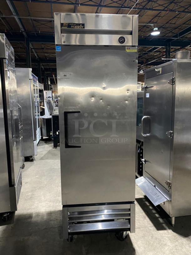 True Single Door Reach-In Freezer! With Poly Coated Racks! Solid Stainless Steel! On Casters! Model: T23F SN: 7778865 115V 60HZ 1 Phase - Image 1 of 9