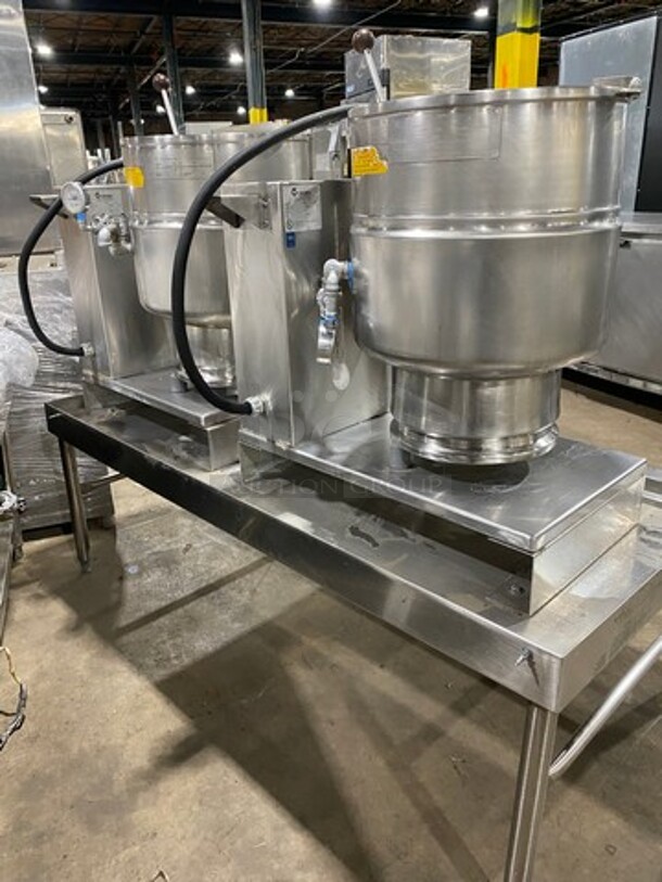 GREAT! Groen Commercial Electric Powered Tilting Soup Kettle! On Equipment Stand! All Stainless Steel! On Legs!  Model: TDB40 SN: 86389 & SN: 86387 208V 60HZ 3 Phase - Image 4 of 12