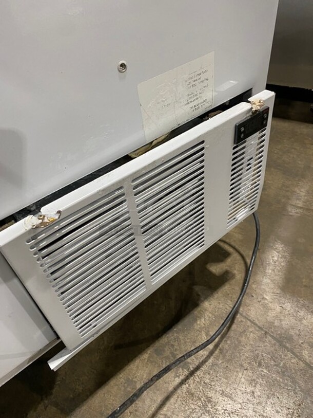 Global All Stainless Steel Ice Cream Dipping Cabinet! Working When Removed! MODEL CKDC87VBR - Image 6 of 8