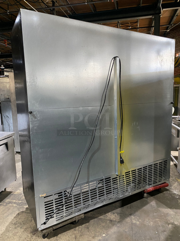 Master Bilt Commercial 3 Door Reach In Cooler Merchandiser! With View Through Doors! With Racks! Model: BLG74HGP SN: 1912309672 115V 60HZ 1 Phase - Image 3 of 9
