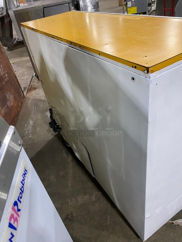 Hussmann Commercial Ice Cream Freezer Merchandiser w/ 2 Sliding! - Image 4 of 7