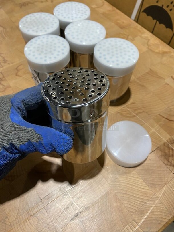 NEW! Stainless Steel Salt And Pepper Shakers! 6x Your Bid! - Image 3 of 7