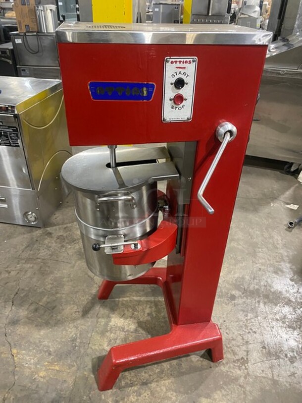 WOW! Attias Commercial Heavy Duty Chocolate Kettle Mixer! 115V 1 Phase! Model: USA30!  - Image 2 of 8