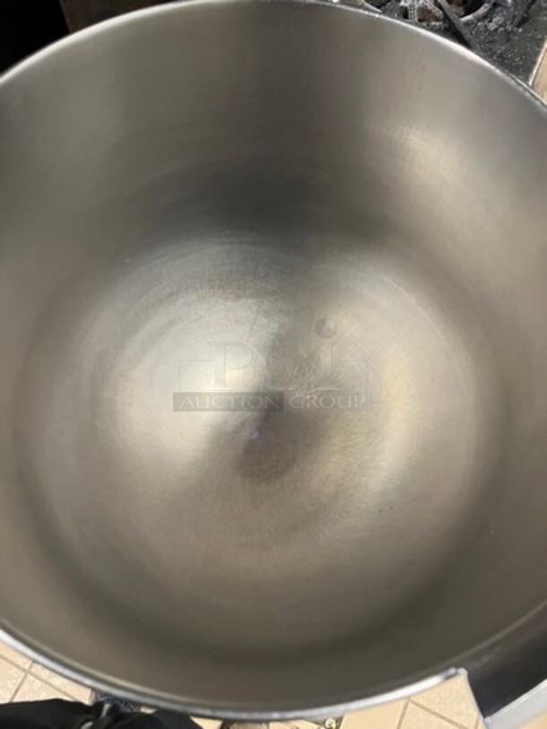 Groen Commercial Natural Gas Powered Tilting Soup Kettle! All Stainless Steel! WORKING WHEN REMOVED! Model: TDH40 SN: 36457 - Image 6 of 10