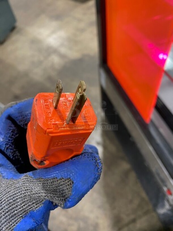 EQ Kitchen Line Commercial Refrigerated Bakery Display Case Merchandiser! With Straight Front Glass! With Sliding Rear Access Doors! Stainless Steel Body! Model: ARC270Z 110V - Image 7 of 12