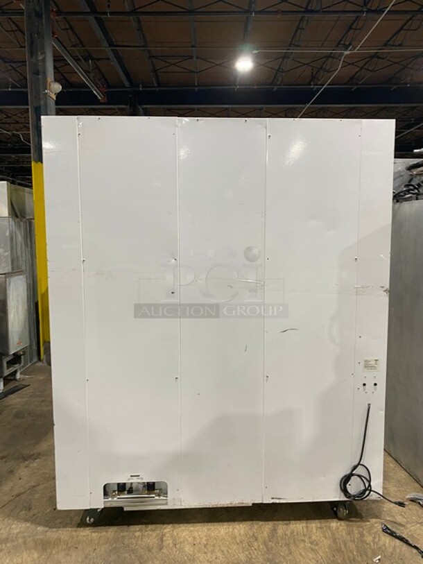 Amazing! COMMERCIAL URBAN CULTIVATOR Model Commercial 001 Serial VLL-1804-104P3 120 Vac/60Hz
 - Image 2 of 10