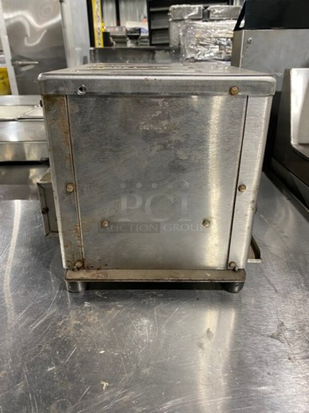 Toastwell Commercial Countertop 4 Slot Toaster! - Image 4 of 7