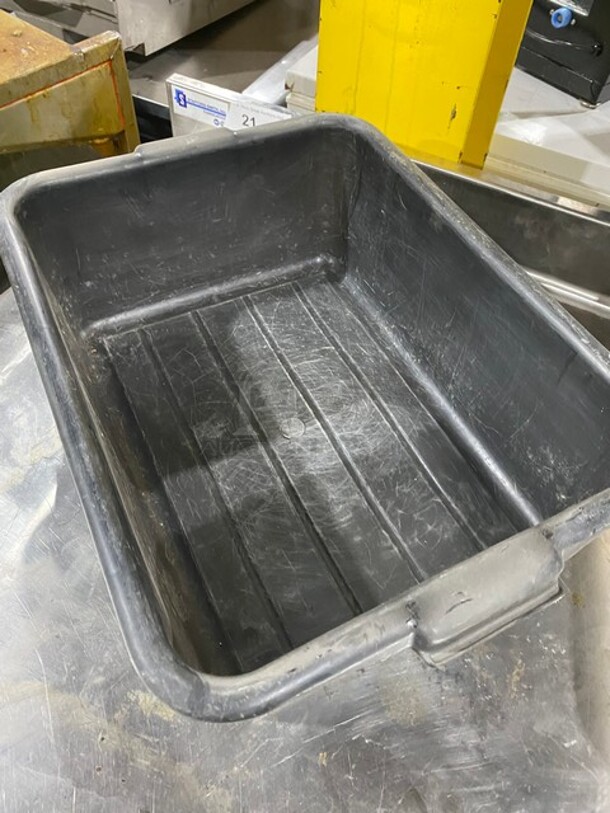 Poly bus bin! 2x Your Bid! - Image 6 of 9