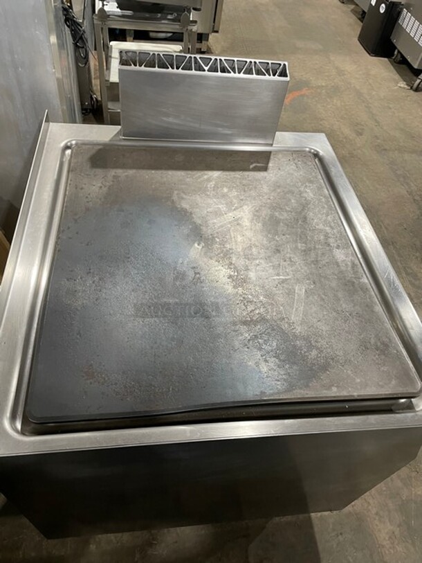 WOW! Electrolux Commercial Natural Gas Powered Plancha Grill! Therma Line Edition! With Storage Underneath! All Stainless Steel! On Legs! 
 - Image 5 of 9