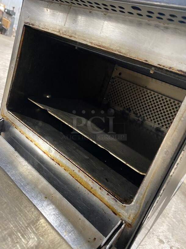 Nice! LATE MODEL 2022! MERRYCHEF Countertop Rapid Cook Turbo Oven! Electric Powered! Model: Eikone2S SN:220721309124! 208/240V 1 Phase! - Image 6 of 8