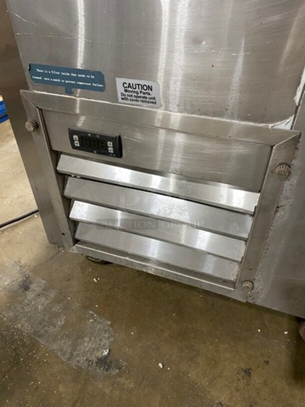 Leader Commercial 3 Door Beer Cooler! Solid Stainless Steel! Model: ESBC72SC SN: NQ10S1410 115V 60HZ 1 Phase - Image 8 of 9
