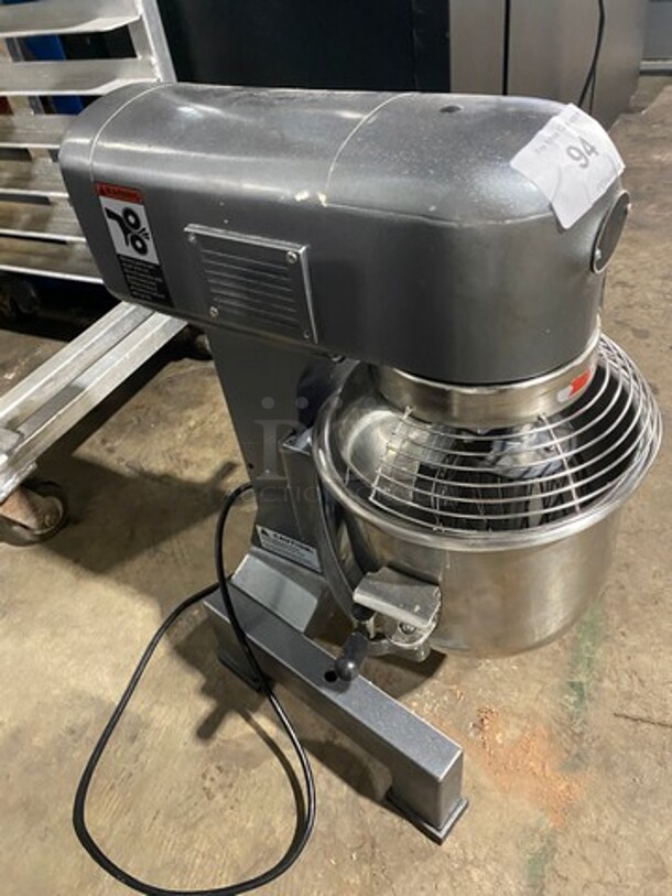 Avantco Commercial Countertop 10QT Planetary Mixer! With Bowl And Bowl Guard! With Whisk Attachment! Model: MX10 SN: 04141321MX10 120V - Image 3 of 9