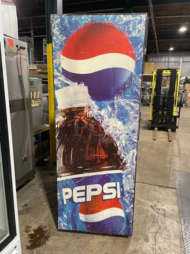 True Commercial Double Glass Sliding Door Reach In Refrigerator Merchandiser! With Poly Coated Racks! 115V 1 Phase! Model: GDM-37 PE57222 SN: 1-2316239! - Image 3 of 8