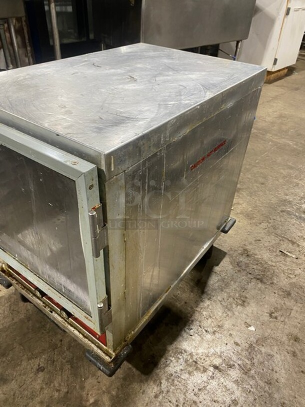 Avantco! Metal Full Size Insulated Heated Holding / Proofing Cabinet with Clear Door on Commercial Casters. 120 Volts, 1 Phase. - Image 2 of 10
