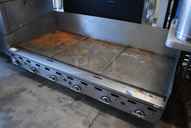 LATE MODEL! Vulcan MSA72 Stainless Steel Commercial Countertop Natural Gas Powered Flat Top Griddle w/ Thermostatic Controls. 162,000 BTU. 73x40x25 - Image 3 of 8