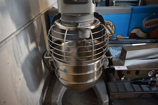 Hobart Legacy HL300 Metal Commercial Floor Style 30 Quart Planetary Dough Mixer w/ Stainless Steel Mixing Bowl and Bowl Guard. 100-120 Volts, 1 Phase. Tested and Working! - Image 3 of 9