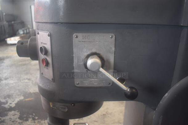 Hobart H600 Metal Commercial Floor Style 60 Quart Planetary Mixer w/ Stainless Steel Mixing Bowl and Dough Hook Attachment. 208 Volts, 3 Phase. 26x42x56 - Image 7 of 9