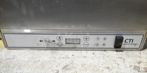 2 LIKE NEW! 2024 Lincoln Impinger 2500000U0001620 Stainless Steel Commercial 2500 Series Countertop Impinger (DCTI) Electric Conveyor Oven with Digital Controls and Extended 50" Belt - 208-240 Volts, 1 Phase. 2 Times Your Bid!  - Image 8 of 12
