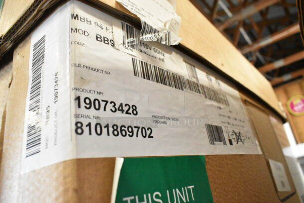 BRAND NEW IN CRATE! Micro Matic BB95 Stainless Steel Commercial 3 Door Back Bar Cooler. 115 Volts, 1 Phase. - Image 4 of 4