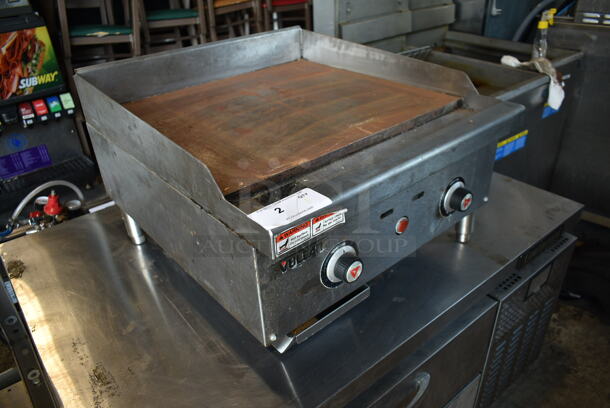 Vulcan VCRG24-11 Stainless Steel Commercial Countertop Natural Gas Powered Flat Top Griddle. 50,000 BTU. - Image 2 of 8
