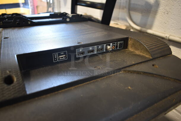 TCL 49S325 49" LED Television. 120 Volts, 1 Phase. Buyer Must Pick Up - We Will Not Ship This Item. Tested and Working! - Image 6 of 7