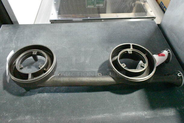 BRAND NEW SCRATCH AND DENT! Vulcan 00-957342-00001 Venturi, Dbl Burner.  - Image 3 of 5