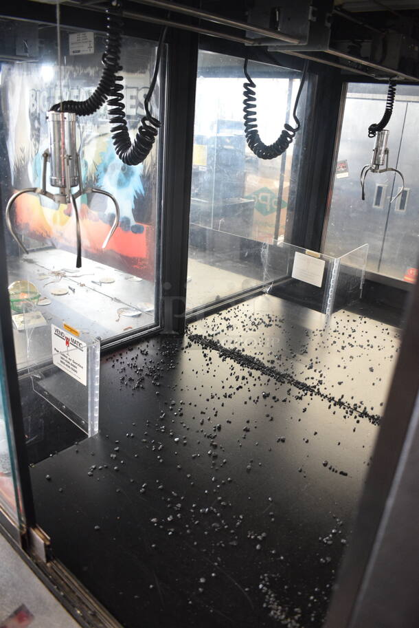 Rainbow Crane NC42 Metal Commercial Floor Style Claw Machine. 110 Volts, 1 Phase. Tested and Does Not Power On - Image 3 of 9