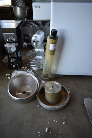 ALL ONE MONEY! Lot of Various Parts for Commercial Juicer