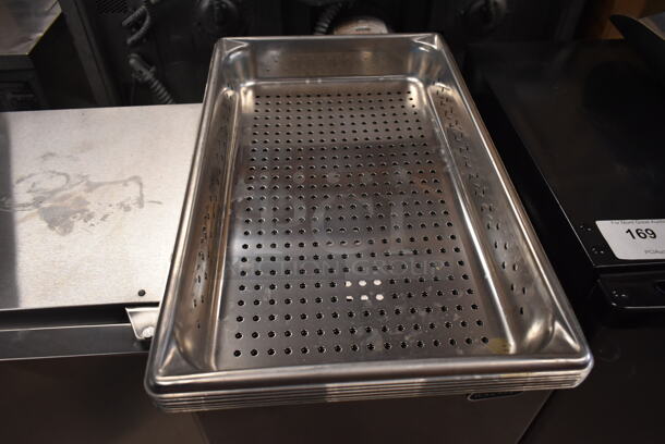 14 BRAND NEW SCRATCH AND DENT! Items Including 407ALSC85 Choice 85 oz. One-Piece Aluminum Scoop, Fire Extinguisher Case, 6 Metal Half Size Baking Pans and Stainless Steel Full Size Drop In Bins. 14 Times Your Bid! - Image 12 of 12
