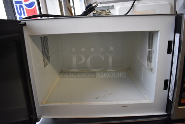 2018 Panasonic NE-1054F T Metal Countertop Microwave Oven. 120 Volts, 1 Phase. 20x13x11 - Image 5 of 7