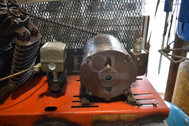 De Vilbiss VAF5006 Metal Commercial Floor Style Air Compressor. 230/460 Volts, 3 Phase. - Image 4 of 11