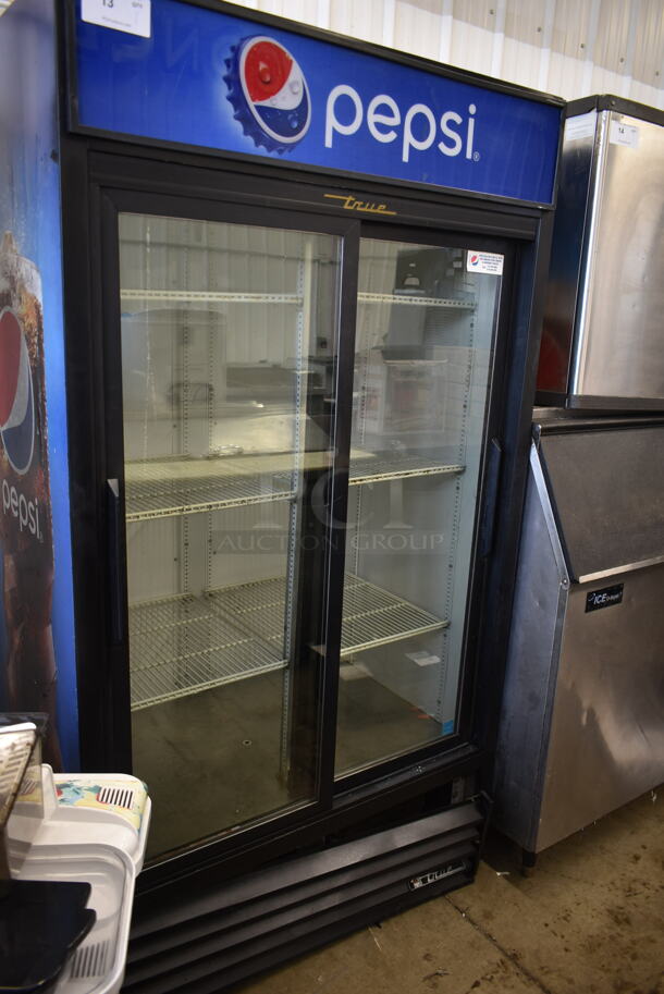 2013 True GDM-37-LD ENERGY STAR Metal Commercial 2 Door Reach In Cooler Merchandiser w/ Poly Coated Racks. 115 Volts, 1 Phase. Tested and Working!