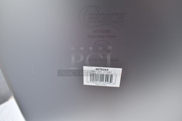 16 BRAND NEW SCRATCH AND DENT! Vollrath Stainless Steel Drop Ins / Lid Including Two 4070120 1/2 Size Lids, Two 4070269 1/2x6 Size Drop In Bins, Four 4070110 Full Size Lids, Nine 4070069 1/1x6 Size Bins.  - Image 6 of 10