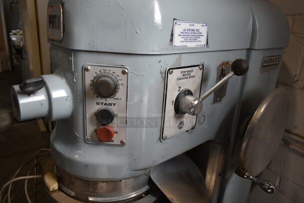 Hobart P660 Metal Commercial Floor Style 60 Quart Planetary Dough Mixer w/ Stainless Steel Mixing Bowl, Bowl Guard and Dough Hook Attachment. 208 Volts, 1 Phase. - Image 3 of 9