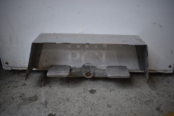 Kohler Model U-SF500 1850 Metal Commercial Floor Style Reversible Dough Sheeter. 220 Volts, 3 Phase. 30x29x67 - Image 9 of 12