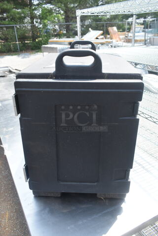 Carlisle NPC300N Black Poly Portable Food Catering Carrier