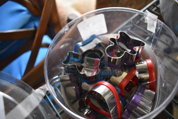 ALL ONE MONEY! Lot of Various Cookie Cutters! - Image 2 of 3