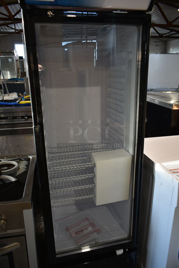 BRAND NEW SCRATCH AND DENT! KoolMore MDR-9CP Metal Commercial Single Door Reach In Cooler Merchandiser w/ Poly Coated Racks. 115 Volts, 1 Phase. Tested and Working! - Image 5 of 8