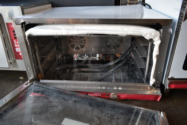 BRAND NEW SCRATCH AND DENT! Avantco 177CO38M Stainless Steel Commercial Countertop Electric Powered Full Size Convection Oven. 208/240 Volts, 1 Phase.  - Image 3 of 5