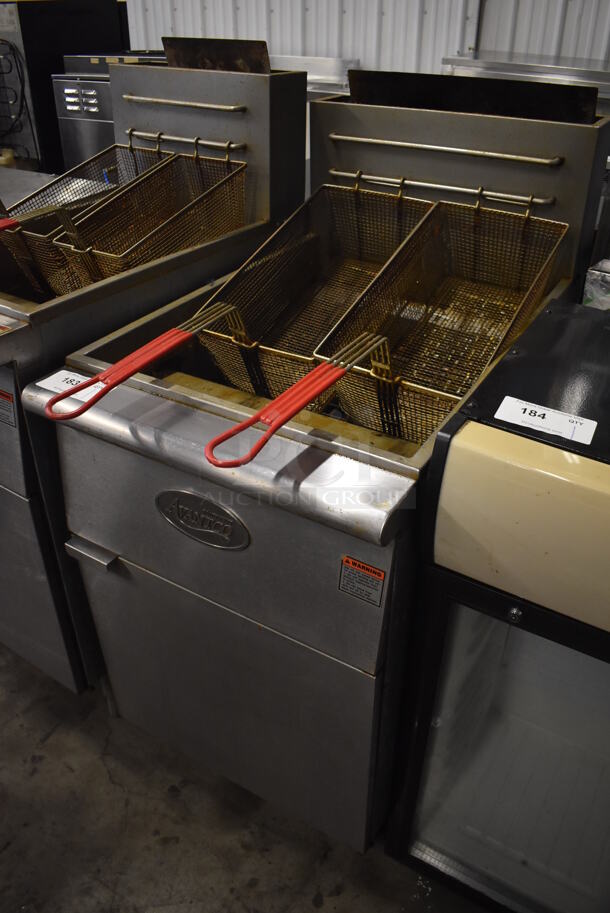 2018 Avantco FF518-N Stainless Steel Commercial Floor Style Natural Gas Powered 100 Pound Capacity Deep Fat Fryer w/ 2 Metal Fry Baskets. 150,000 BTU. 21x30x49 - Image 3 of 6
