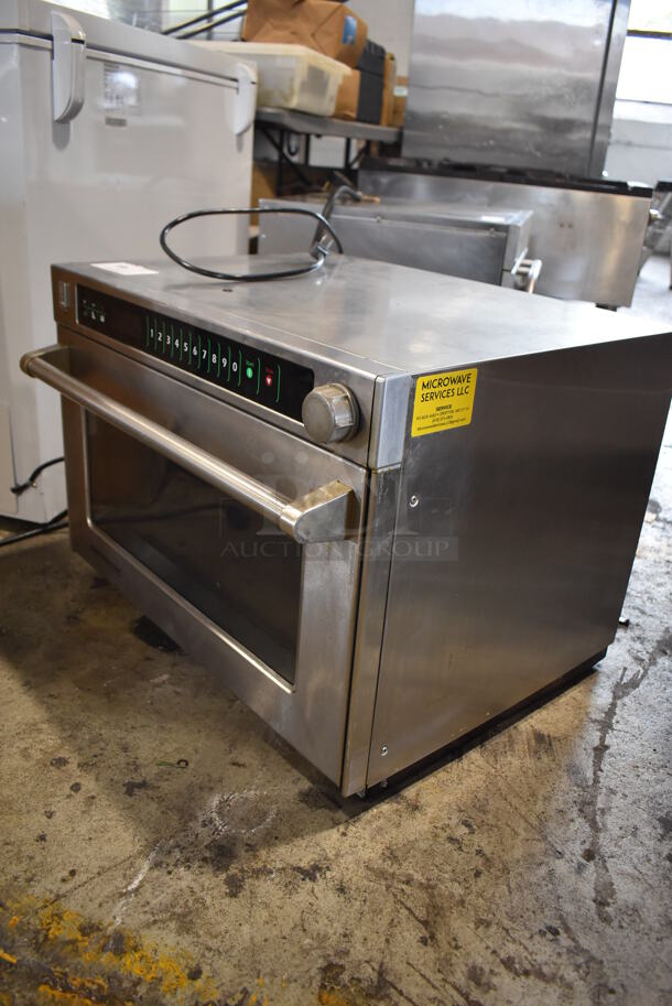 Menumaster MSO22 Stainless Steel Commercial Countertop Microwave Oven. 208/240 Volts, 1 Phase.  - Image 3 of 5