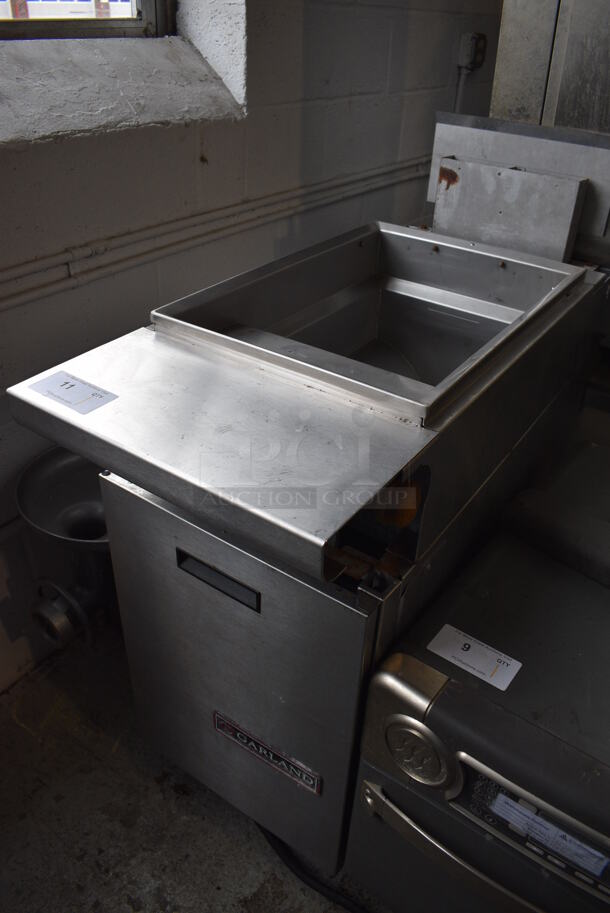 Garland Model M35SS Stainless Steel Commercial Floor Style Natural Gas Powered Deep Fat Fryer. 110,000 BTU. 17x38x43.5 - Image 4 of 6