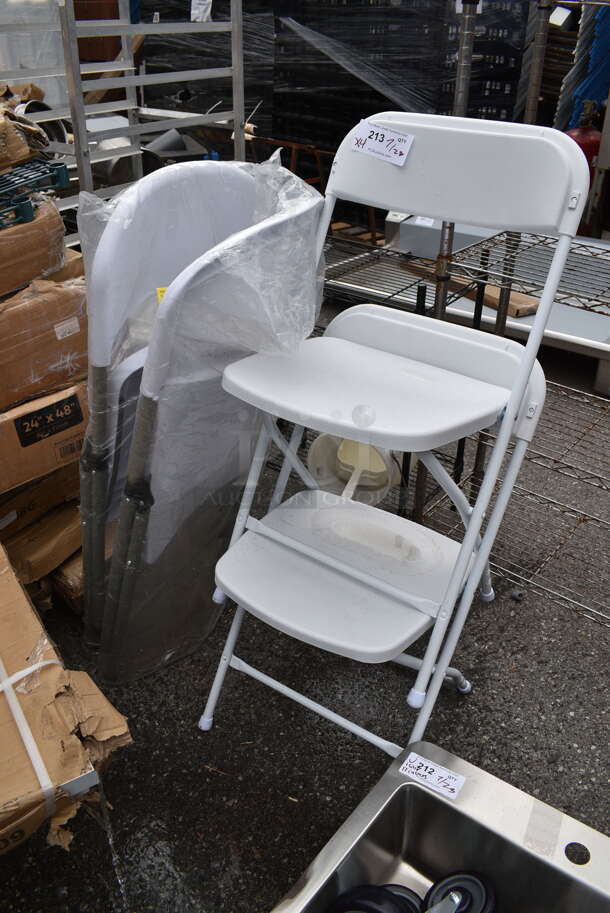 4 BRAND NEW SCRATCH AND DENT! White Poly Folding Chairs. 4 Times Your Bid! - Image 2 of 6