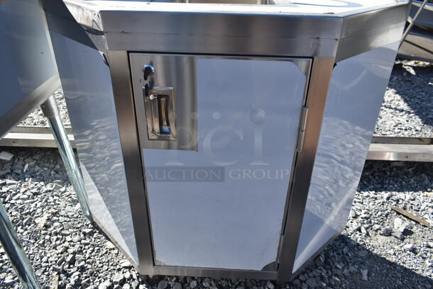 BRAND NEW SCRATCH AND DENT! Regency  600TSSC2424C Stainless Steel Commercial Single Bay Sink. - Image 6 of 7