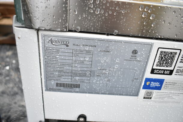 BRAND NEW SCRATCH AND DENT! Avantco 193BCD60W 60" Curved Glass White Dry Bakery Display Case. See Pictures for Broken Glass. 110-120 Volts, 1 Phase.  - Image 11 of 11